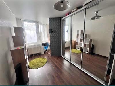 квартира по адресу с. Святопетровское, Тепличная ул., 48