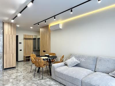 квартира за адресою Київ, Генерала Грекова вул., 4