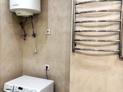 квартира за адресою Миколи Бажана просп., 8-Б