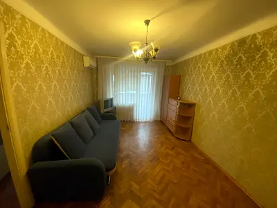квартира за адресою Донца, 19