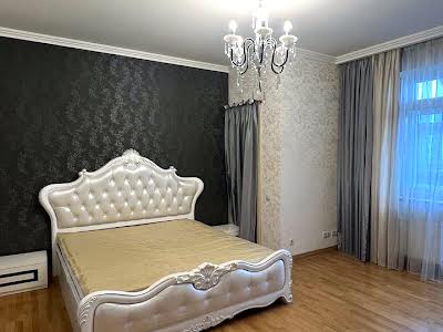 квартира за адресою Євгена Коновальця вул. (Щорса), 32-Г