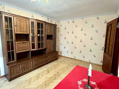 квартира за адресою Сулеймана Стальського вул., 20