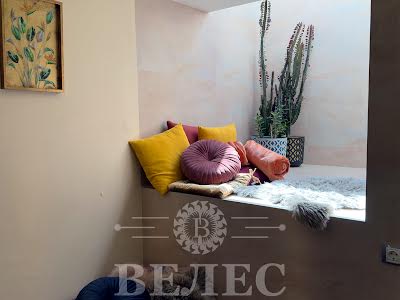 коммерческая по адресу Володимира Винниченка ул. (Юрія Коцюбинського), 7
