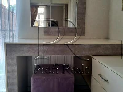 квартира за адресою Регенераторна вул., 4 к5