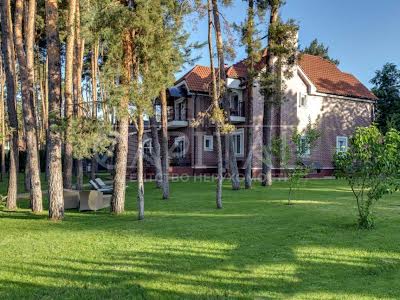 дом по адресу Столичное шоссе, 215