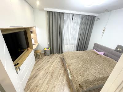 квартира за адресою Миколи Гулака вул., 4
