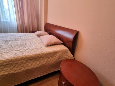 квартира за адресою Олени Пчілки вул., 3-А