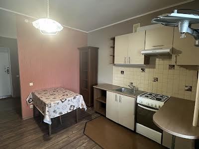 квартира за адресою Бориспіль, Бабкіна пров., 12