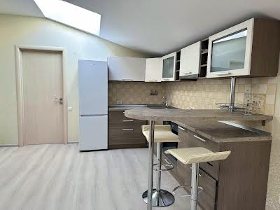 квартира за адресою Валерія Лобановського вул., 21