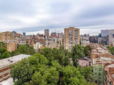 квартира по адресу Жилянская ул., 68
