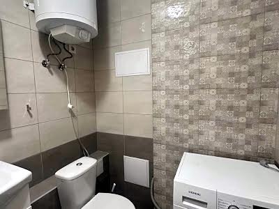 квартира за адресою Софії Русової вул., 1-Б