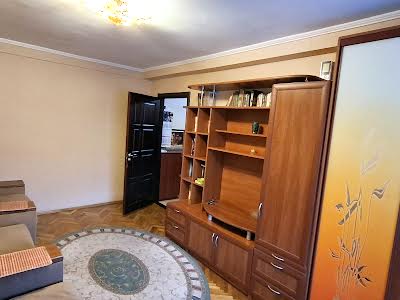 квартира за адресою Будівельників вул., 9