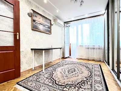 квартира за адресою Верховинна вул., 85
