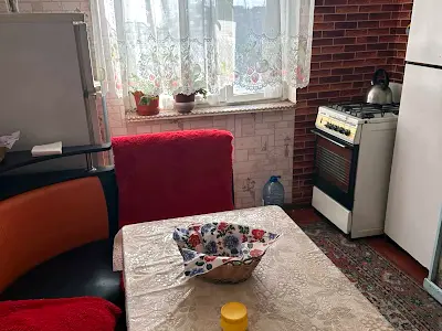 кімната за адресою Ревуцького вул., 24/4