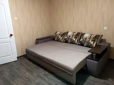 квартира за адресою Ревуцького, 36/2
