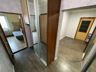квартира за адресою Драгоманова вул., 12