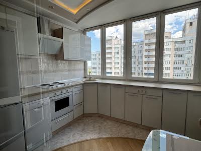 квартира по адресу Авиаконструктора Игоря Сикорского ул. (Танковая), 1-Б