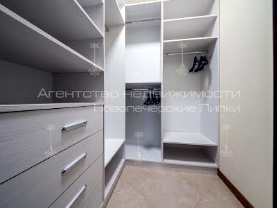 квартира за адресою Андрія Верхогляда вул. (Михайла Драгомирова), 7