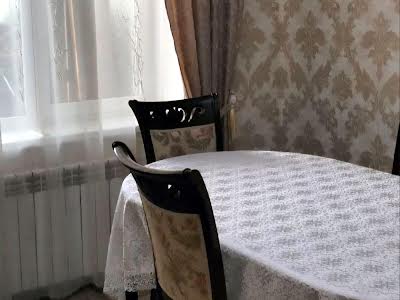 будинок за адресою Профспілкова вул., 12