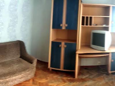 квартира по адресу Братів Зерових ул. (Червонопартизанська), 21