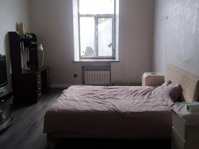 квартира за адресою Свободи вул., 4