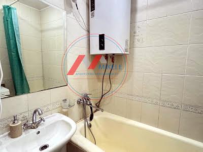 квартира по адресу Приречная ул., 1