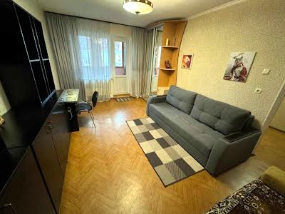 квартира за адресою Олекси Тихого вул. (Виборзька), 87