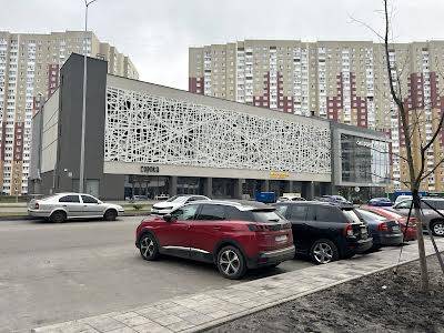 коммерческая по адресу Олександра Олеся ул., 2