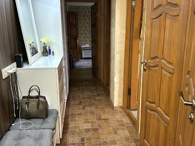 квартира по адресу Чернобыльская ул., 3