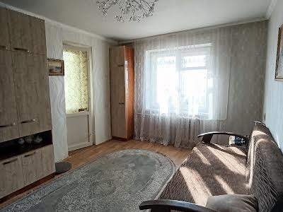 квартира за адресою вул. Небесної Сотні, 24