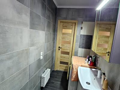 квартира за адресою Сергія Данченка вул., 28-Б
