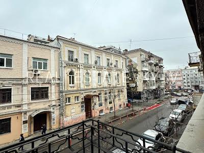 квартира за адресою Рейтарська вул., 11