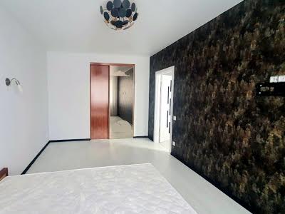 квартира по адресу с. Софиевская борщаговка, Боголюбова ул., 33