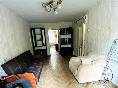 квартира за адресою Дегтярівська вул., 11