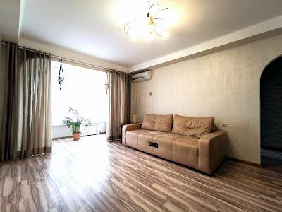 квартира за адресою Науки просп., 10
