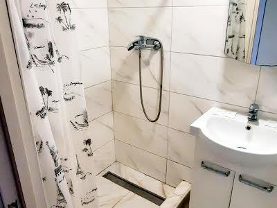 квартира за адресою Машинобудівна вул., 41