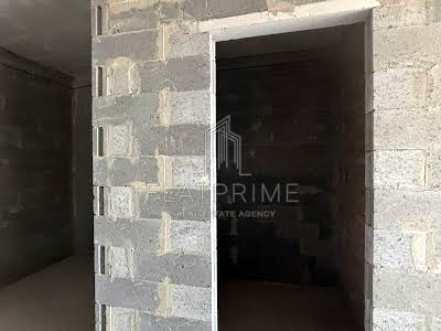 квартира по адресу Олександра Олеся ул., 5а