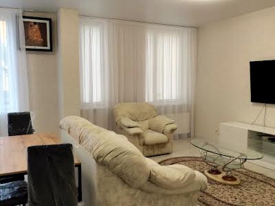 квартира за адресою Регенераторна вул., 4