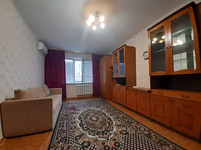 квартира за адресою Вишняківська вул., 5