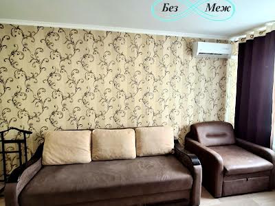 квартира за адресою Боголюбова вул., 10