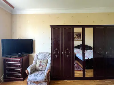 квартира за адресою Ялтинська вул., 12/11
