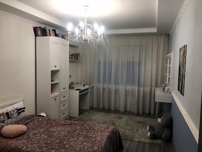 квартира за адресою Урлівська вул., 20