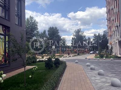квартира за адресою Дніпровська набережна вул., 18-А