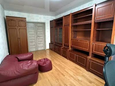 квартира по адресу Михаила Максимовича ул. (Трутенко Онуфрия), 7