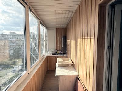 квартира за адресою Ореста Левицького вул. (Академіка Курчатова), 8