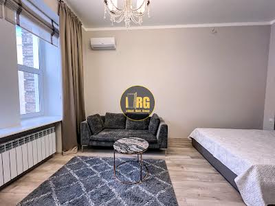 квартира за адресою Олеся Гончара вул., 45-А