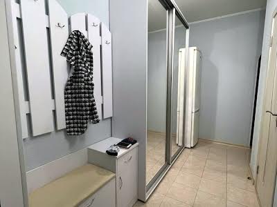 квартира за адресою Київ, Сімʼї Стешенків вул. (Тимофія Строкача), 9