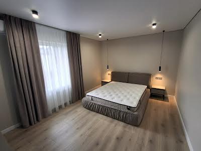квартира за адресою Садова вул., 1б