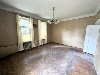 квартира за адресою Новодарницька вул., 14