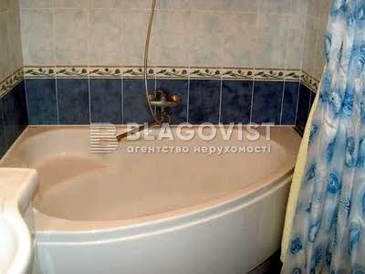 квартира по адресу Анны Ахматовой ул., 35